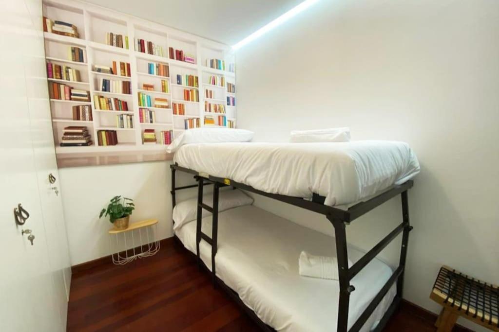 Apartamento Apartamento 2H 2B En El Centro Con Garaje A Coruña Exterior foto